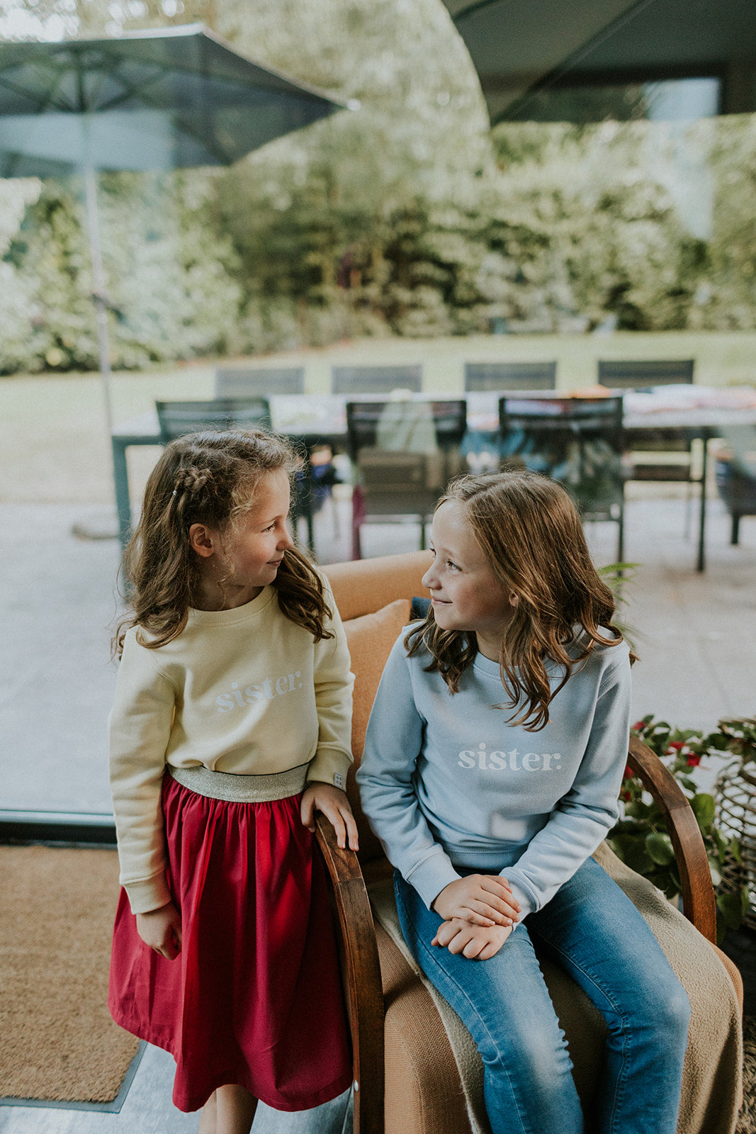 Sister twinning sweater - Mangos on Monday