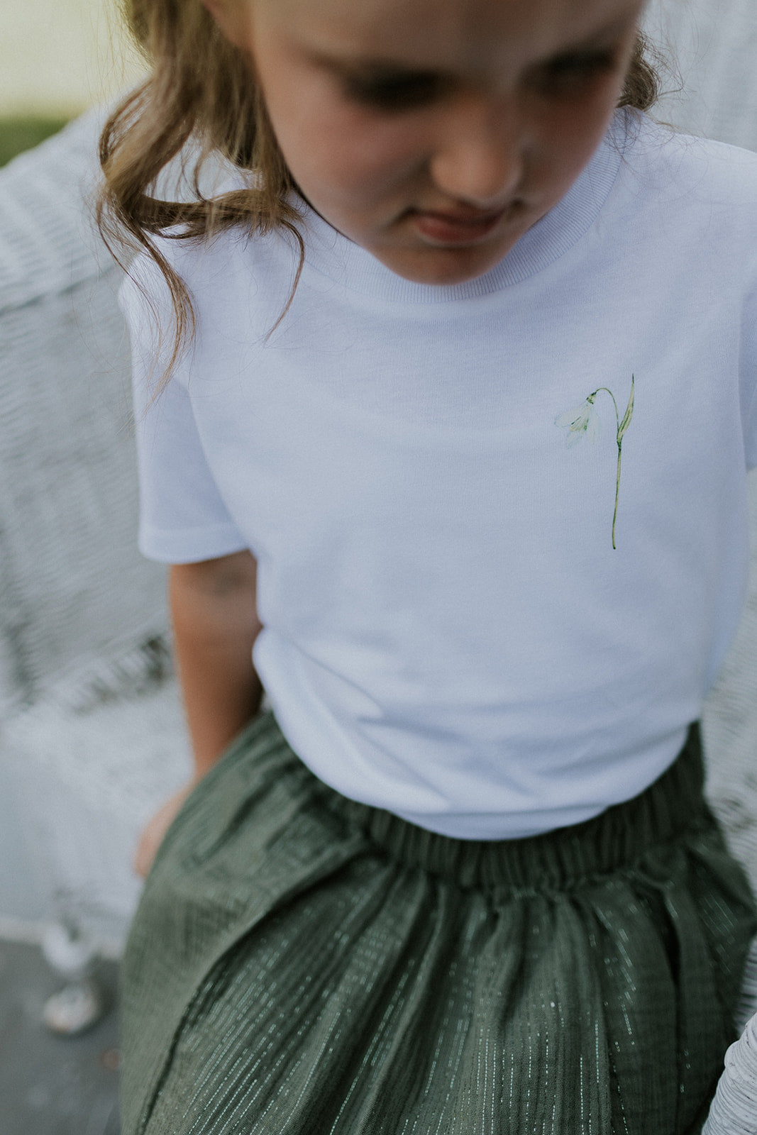 Flowers - t-shirt - Mangos on Monday