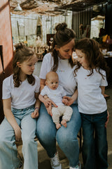 Love - personaliseerbaar t-shirt - Mangos on Monday