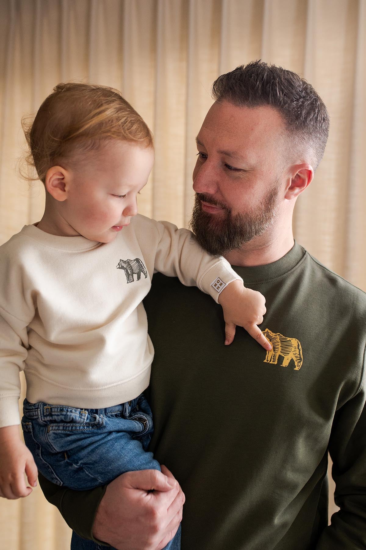 Bear hugs – sweater heren – Khaki