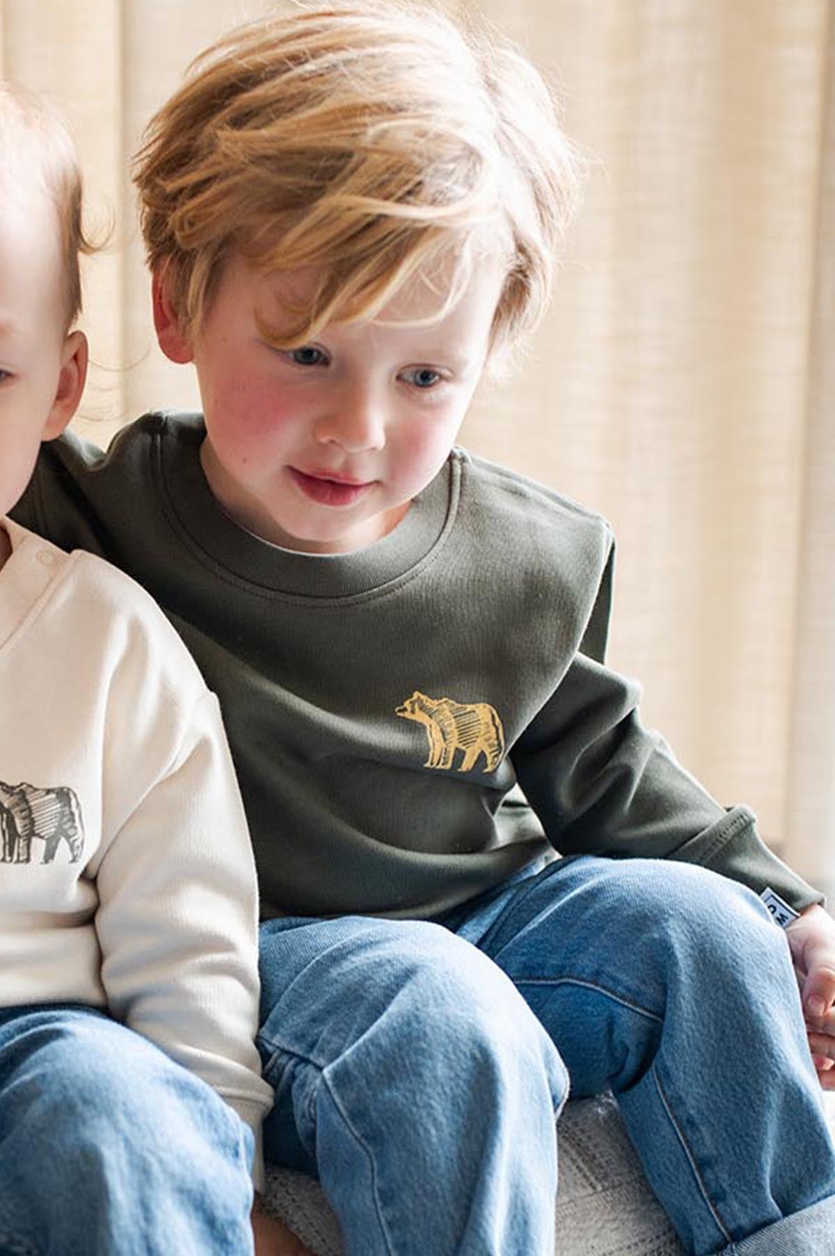 bear hugs sweater - kids - Mangos on Monday